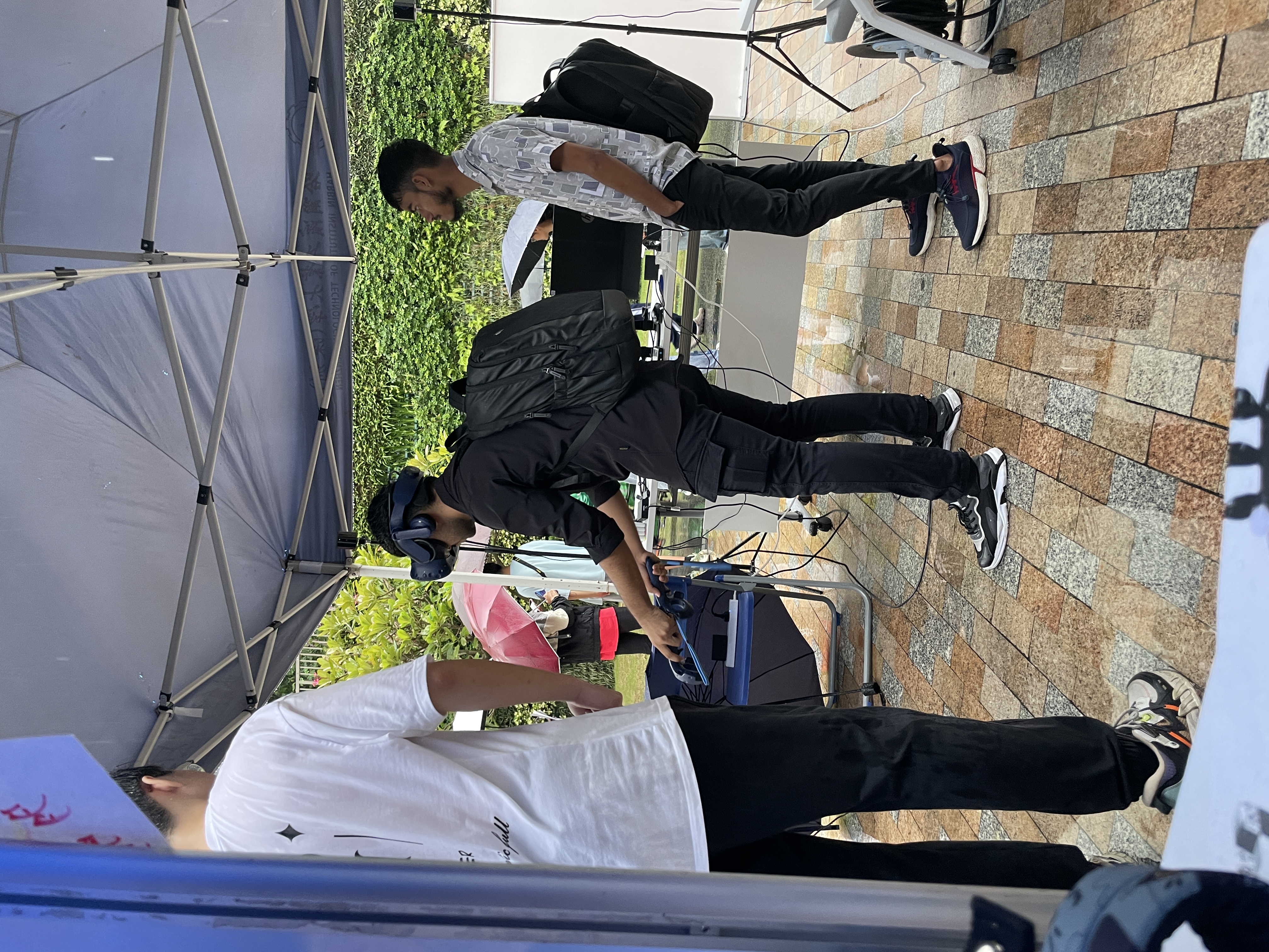 试玩游戏